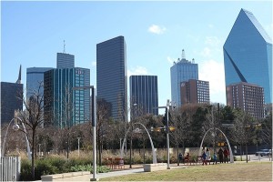 Dating Dallas: Klyde Warren Park