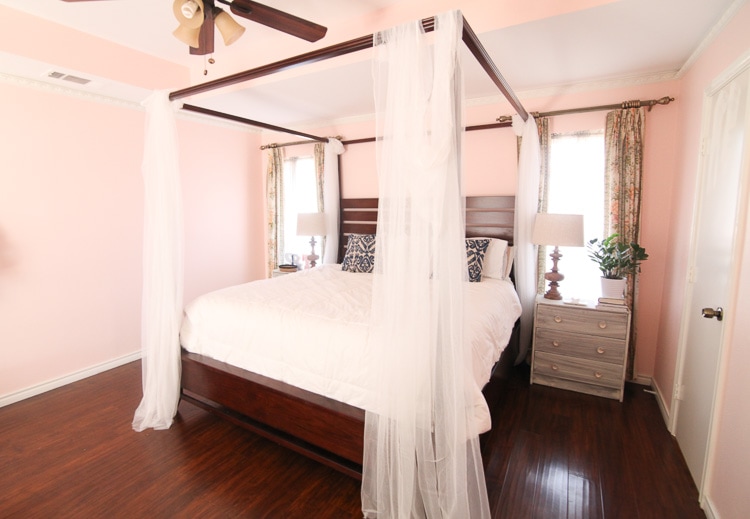 pink bedroom with canopy bed / our new bedside tables / www.runtoradiance.com
