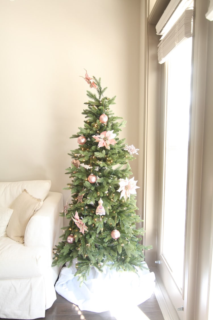 They decorated their Christmas tree all in pink this year for breast cancer awareness. I absolutely love this idea.