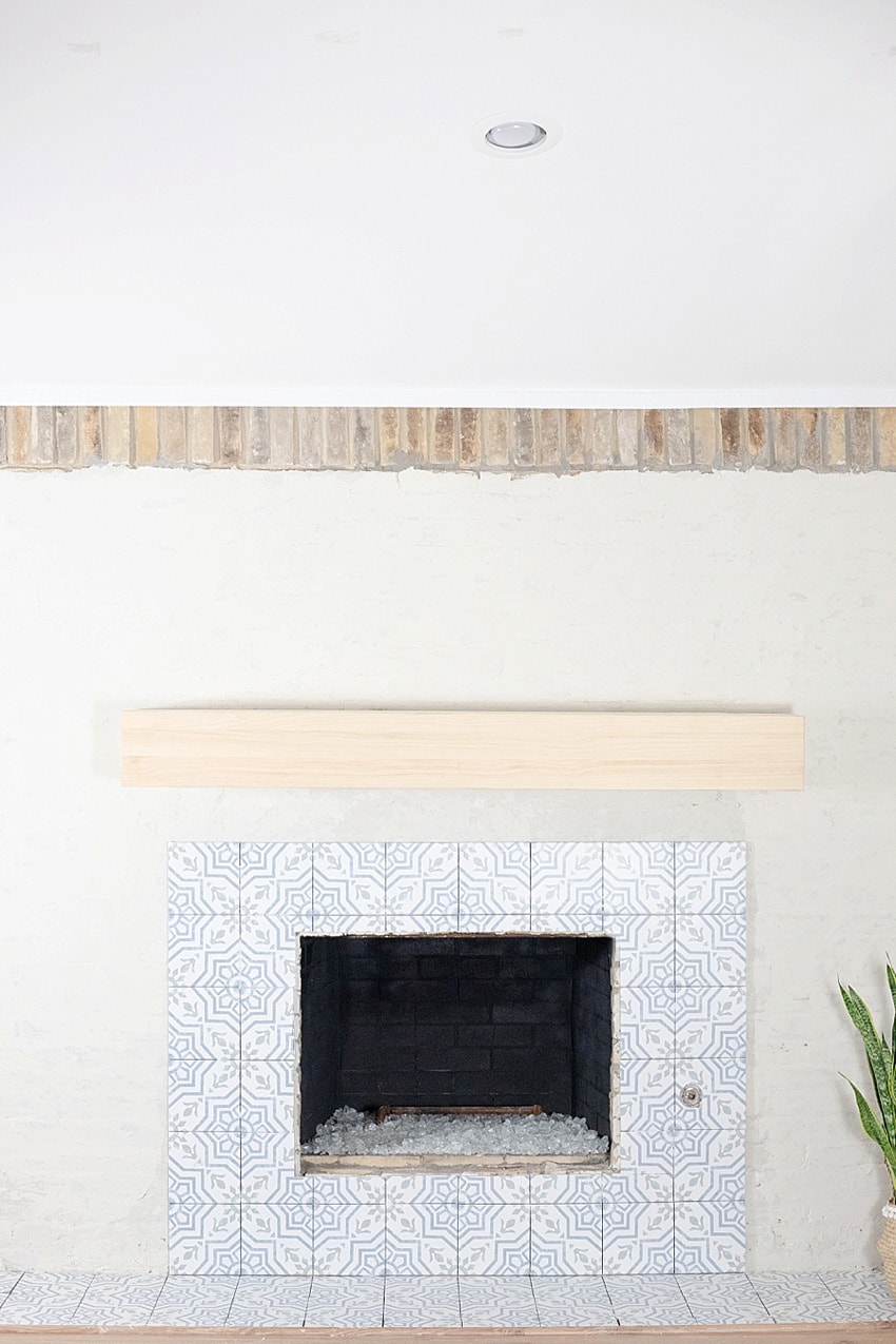Diy Fireplace Makeover With Venetian Plaster - With Video - Run To Radiance