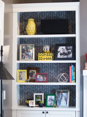 Bookcase that has reusable paper in the back
