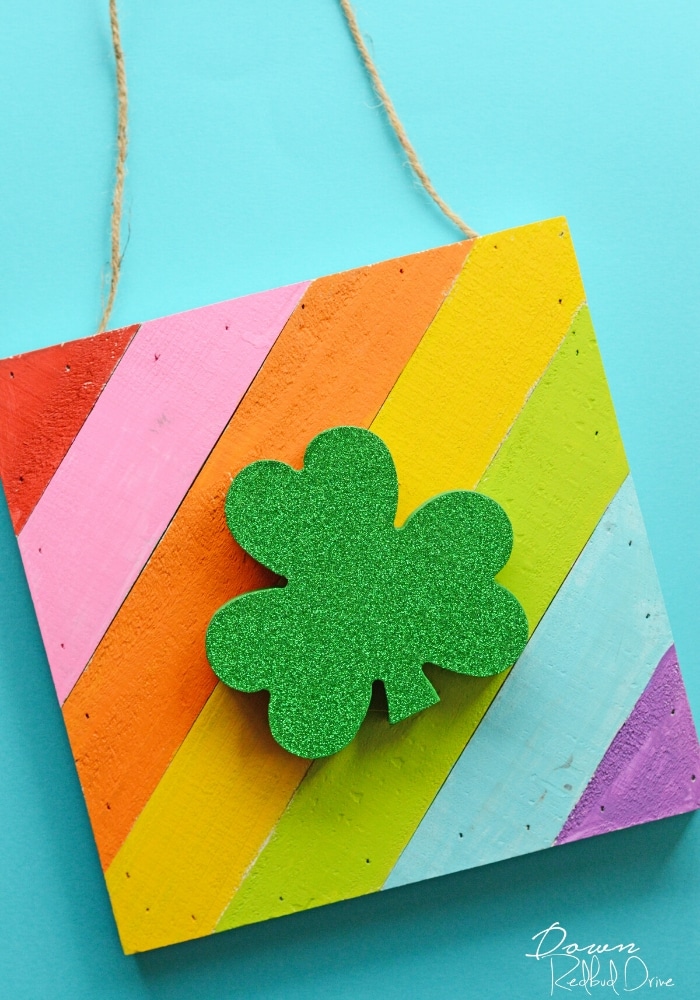 25 Fun St. Patrick’s Day Crafts and DIYs