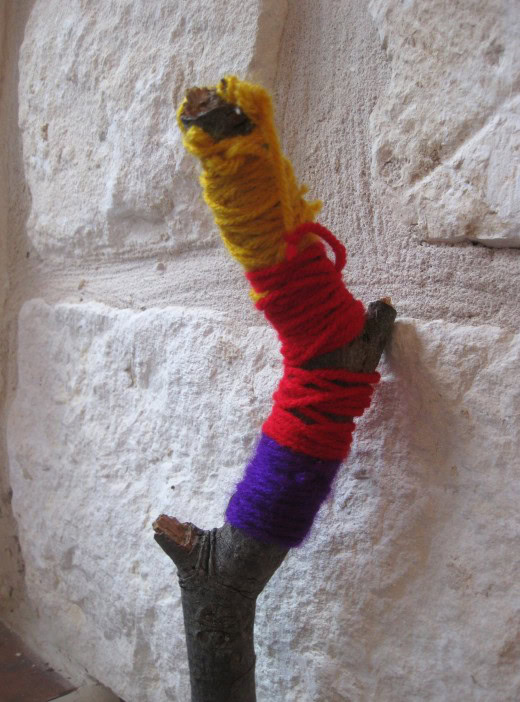 yarn wrapped walking stick father's day craft idea for hikers