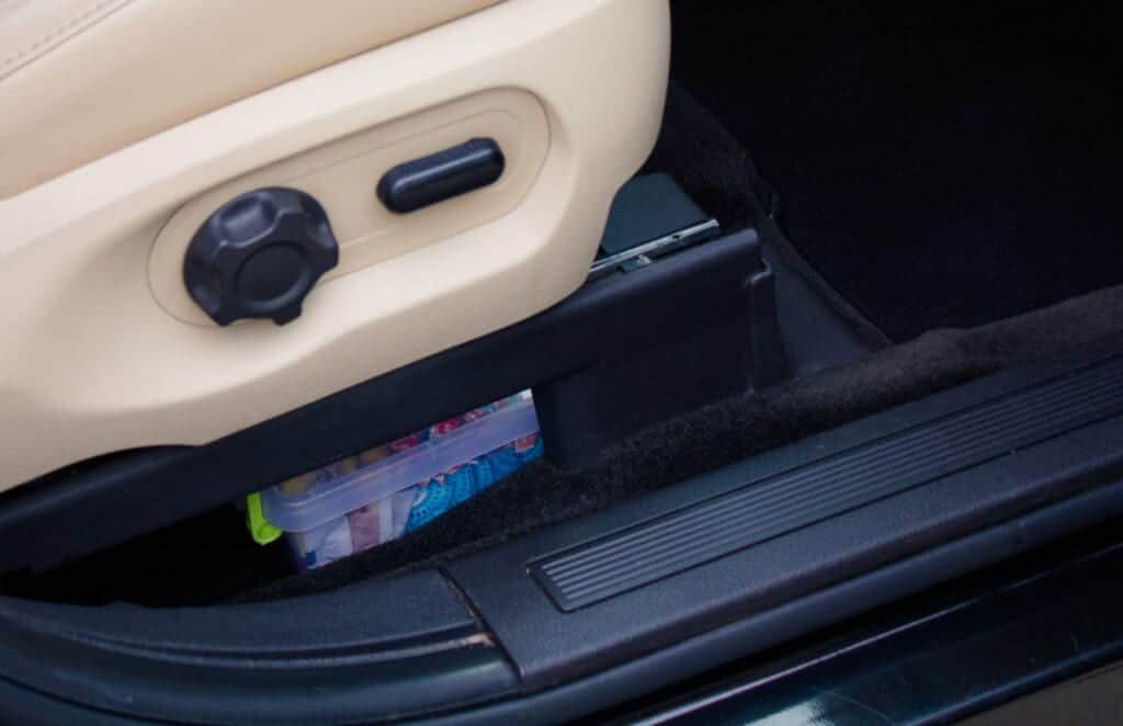 under the seat bins are simple car organizer items
