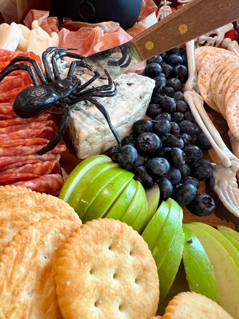 easy charcuterie-style snack tray