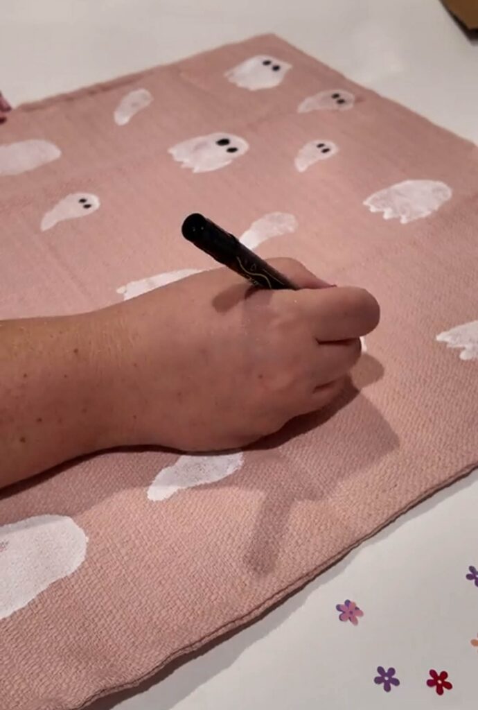 adding eyes to ghost prints