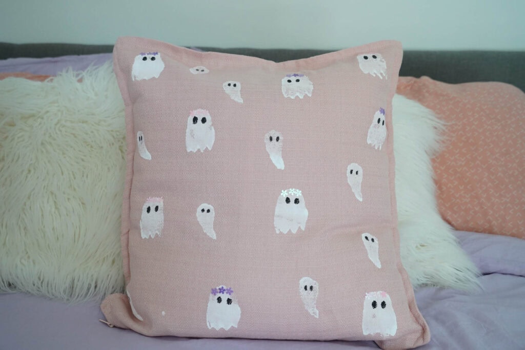 easy pillow craft for halloween