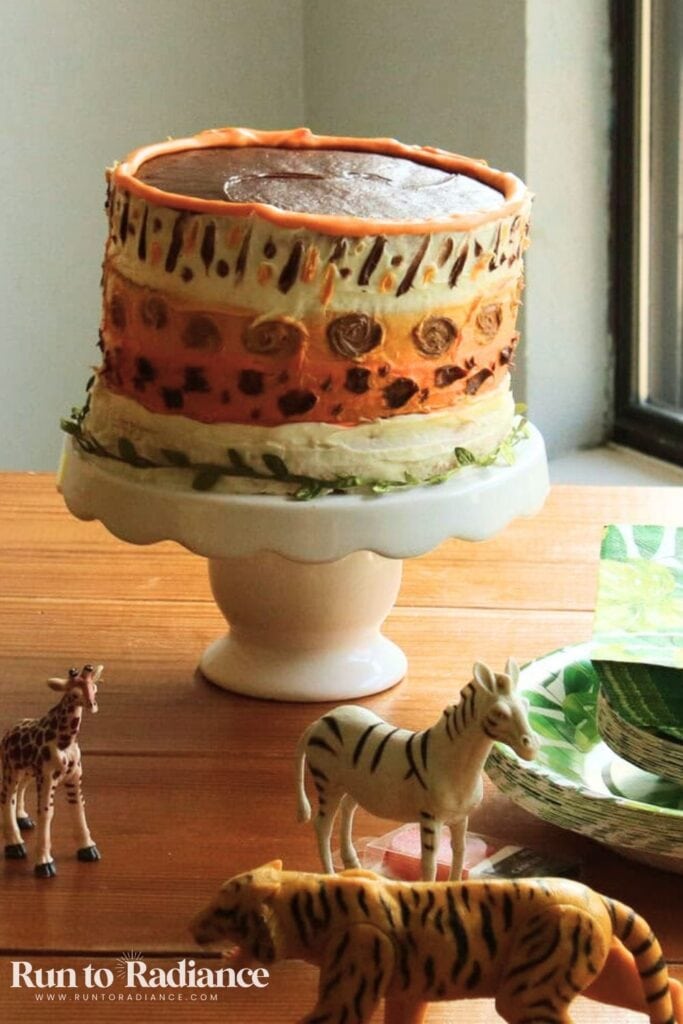 animal print cake design