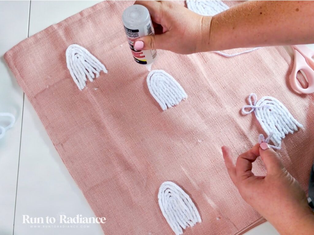 how to make a diy ghost pillow