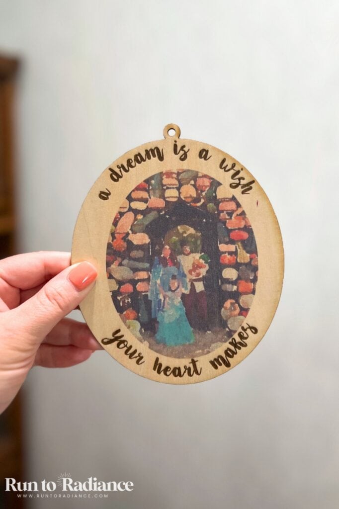 Photo printed on an ornament with the xTool m2